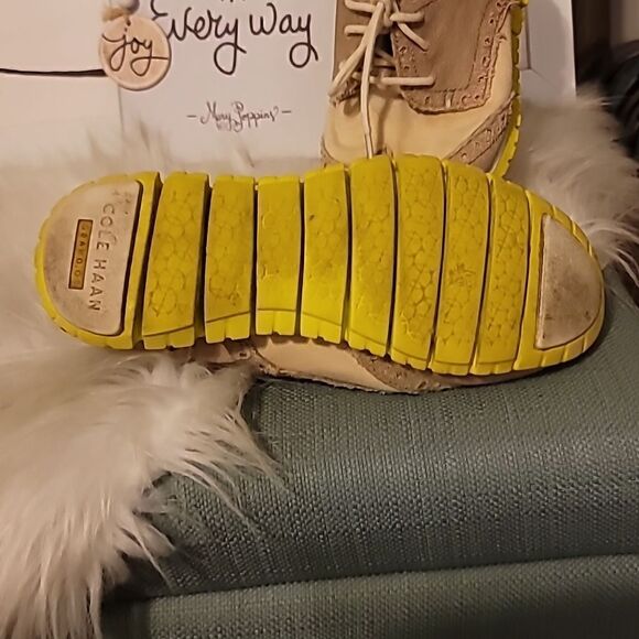 Cole Haan shoes 5 1/2 B - Picture 4 of 6
